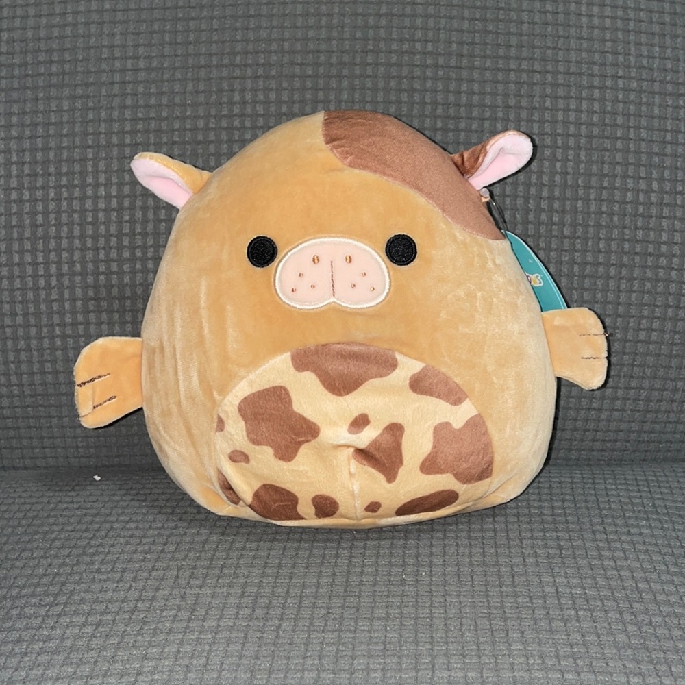 Bittie the seacow squishmallow NWT 8in